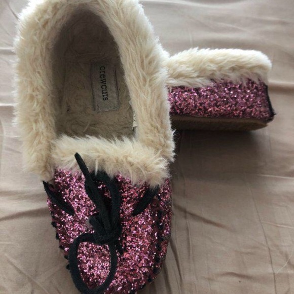 Kid’s Glitter mocc slippers - Picture 3 of 3